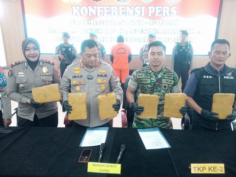 Gagalkan Peredaran Ganja, Babinkamtibmas dan Babinsa Dikasih Reward