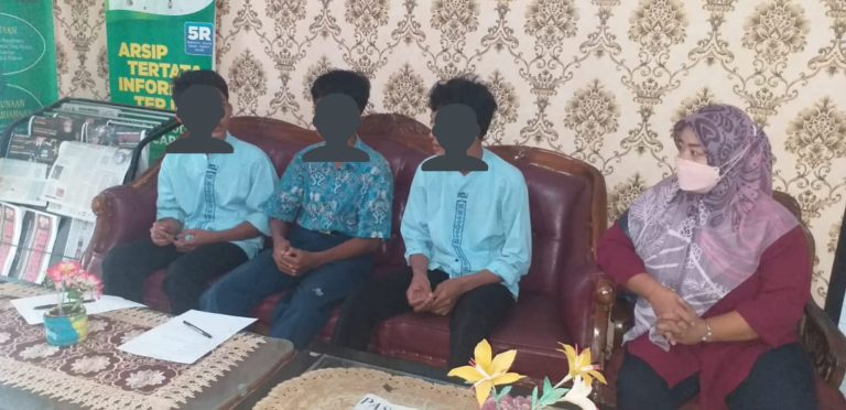 Beri Pemahaman, Kanit Patroli Sambangi Sekolah Siswa Pembawa Sajam