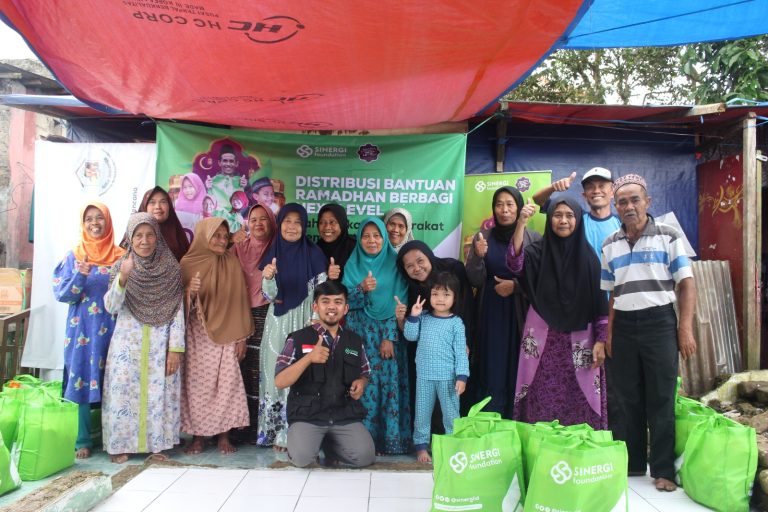 Kembali Berikan Bantuan dan Senyuman, Sinergi Foundation Salurkan Paket Ramadhan Bagi Penyintas Gempa Cianjur