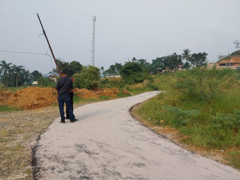 Spekulan Ngaku Bangun Jalan Desa Swadaya, Kades Bojong Koneng : Jalan Itu Bukan Milik Desa