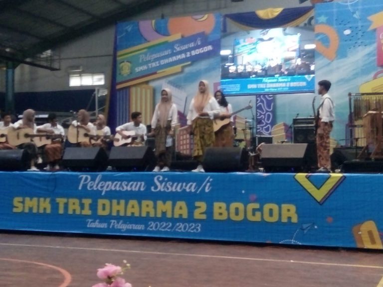 Angkatan Hybrid SMK Tri Dharma 2 Hadirkan Bintang Tamu Budi Doremi