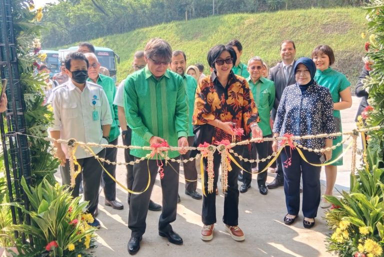 Hibah dari PBB, Fasilitas Pengolahan Limbah PCBs Pertama di Indonesia Diresmikan