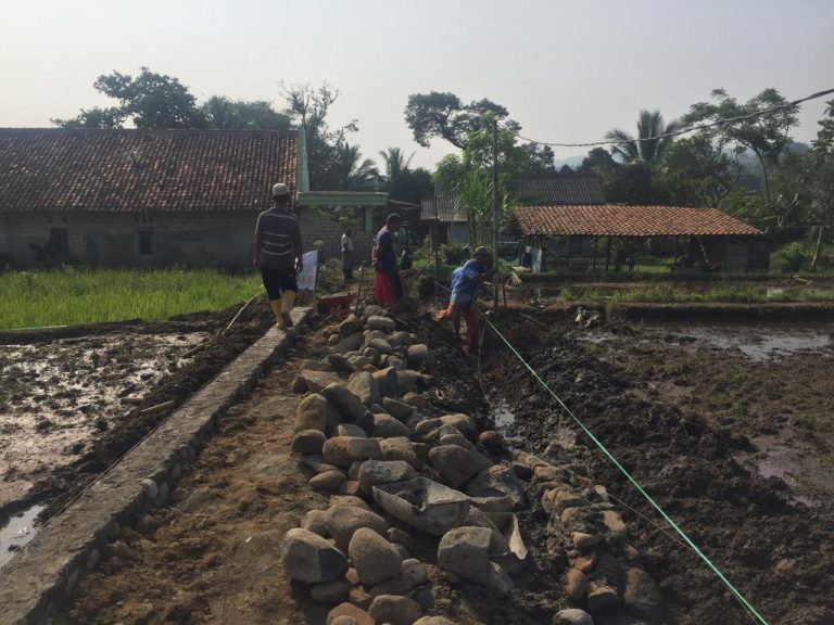 Desa Ciampea Udik Buka Akses Jalan Baru