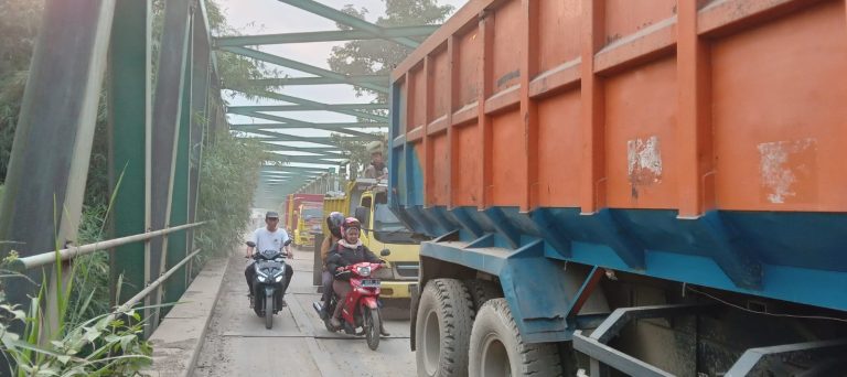 Surati Plt Bupati, PUPR Akan Buat DED Jembatan Leuwiranji