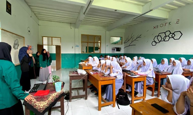 UIKA Siapkan Beragam Beasiswa untuk Camaba KPI 2023/2024