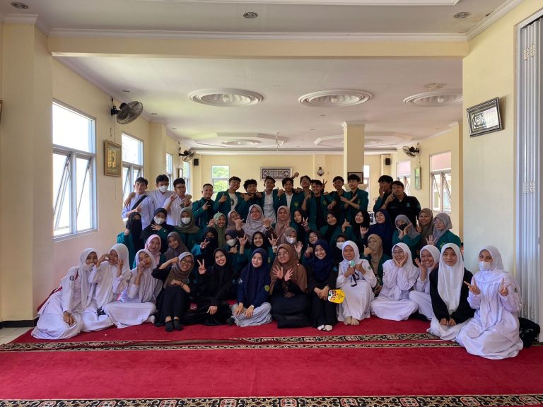 Kabar Gembira, UIKA Buka Peluang Beasiswa Hingga S2