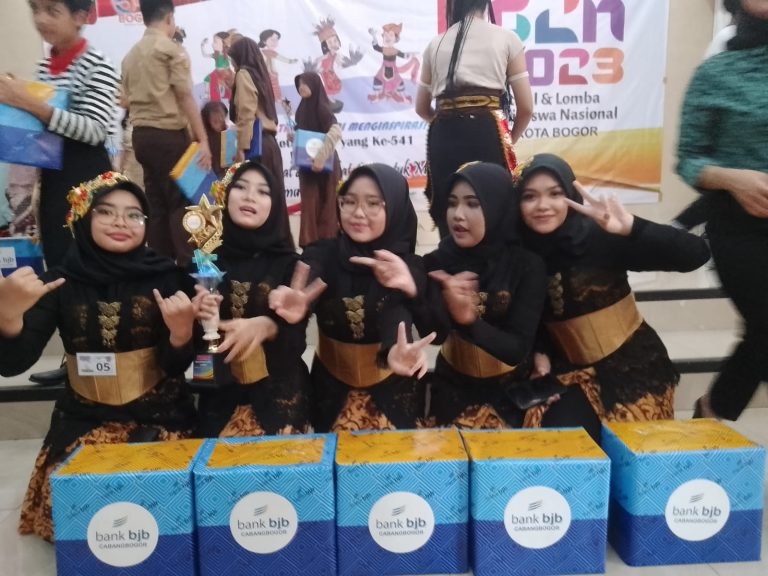 Spenda Pemenang Kedua Kreativitas Musik Tradisional FLS2N 2023