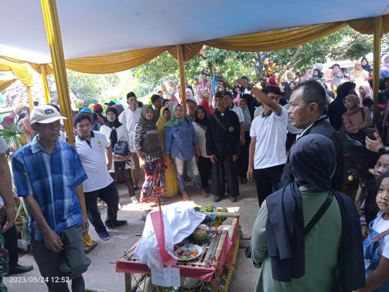 Desa Bendungan Meriahkan Sedekah Bumi dengan Lomba Dongdang