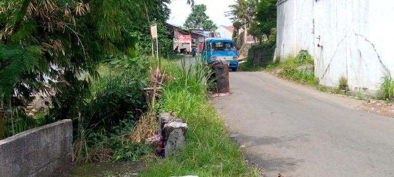 Ancam Keselamatan, Jalan Mangga Dua Bolong