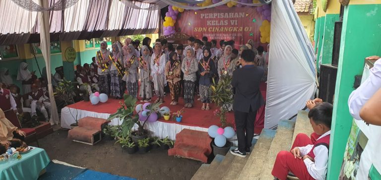 Lagi-lagi, Ada Kejutan pada Perpisahan Siswa Kelas VI SDN Cinangka 01 Ciampea