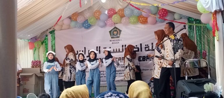 Latih Keberanian, Bakat dan Minat Siswa-siswi MIN 1 Bogor Ditampilkan pada Acara Kenaikan Kelas
