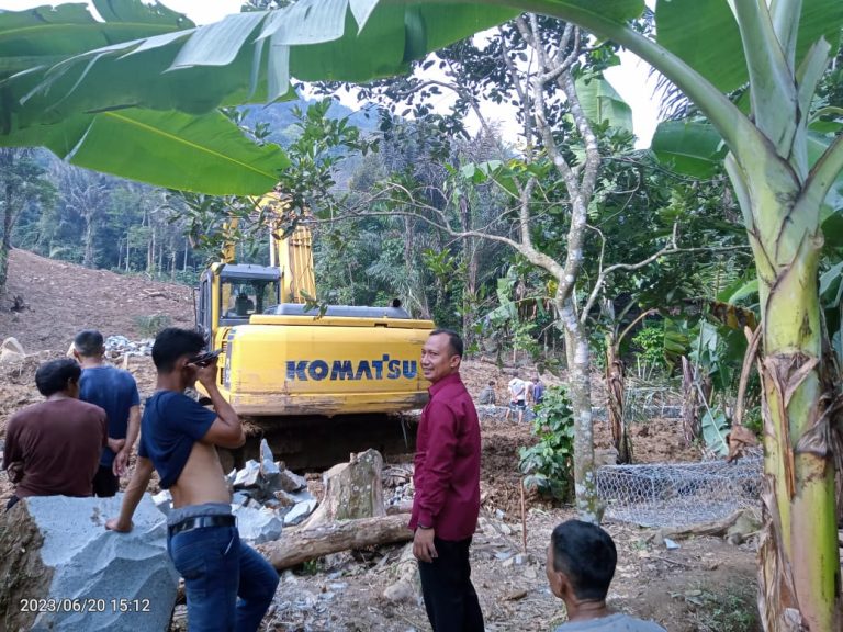 Pascalongsor Buanajaya, DPUPR Mulai Pasang Bronjong 
