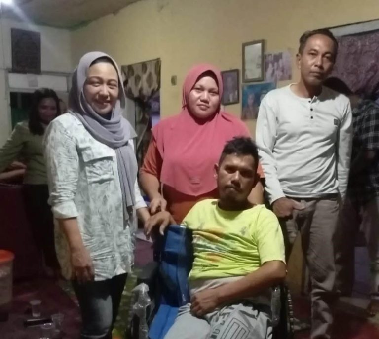 Kemensos Gercep Penuhi Kebutuhan Kursi Roda Penyandang Disabilitas