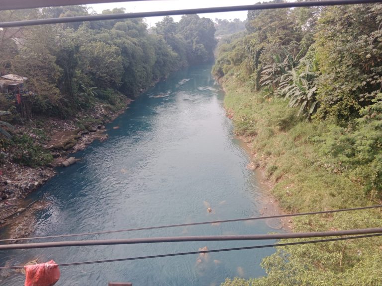 Sungai Cileungsi Berubah Warna, Warga Sebut Fenomena yang Tidak Pernah Diselesaikan Pemerintah