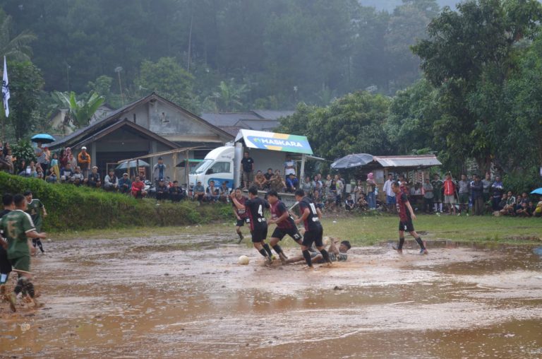 Sadulur Cup Disambut Antusias Warga Desa Kiarasari