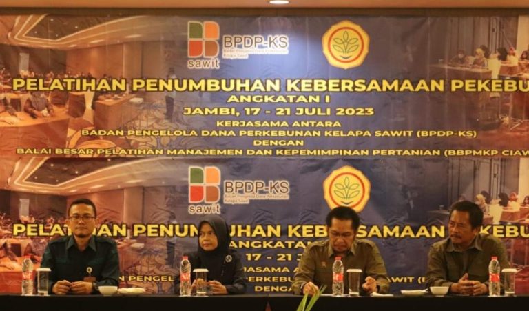 Dorong Penumbuhan Kebersamaan Pekebun BPDPKS dan Kementan Kumpulkan Petani Jambi Ikuti Pelatihan