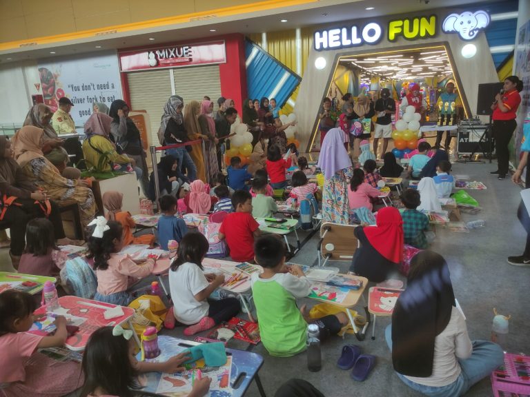 Lomba Mewarnai Berikan Warna Grand Opening Hello Fun By Funworld di Metropolitan Mall Cibubur