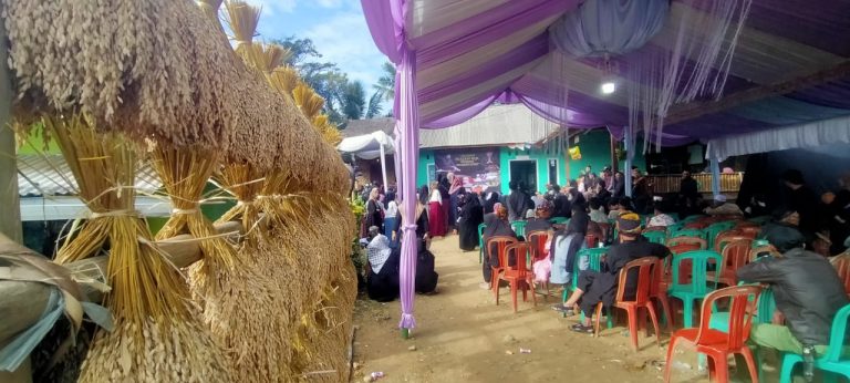 Pare Pocong di Kasepuhan Malasari Miliki Arti Ngahiji Ngajadi Hiji