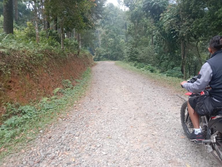 Perbaikan Jalan ke Malasari Sedang Tender Ulang