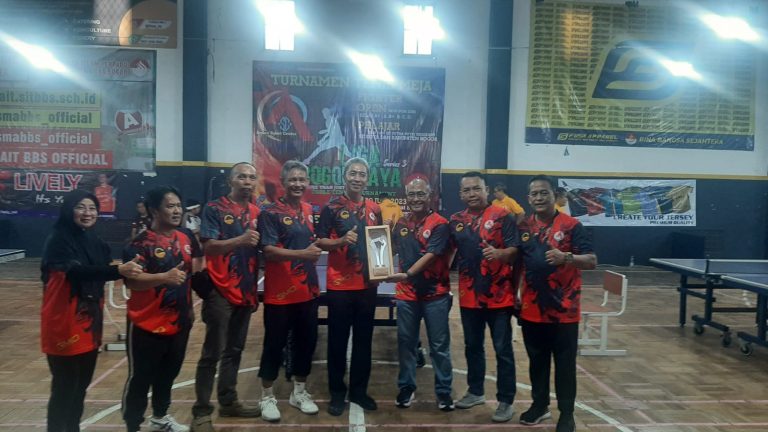 Labora Diapresiasi Dedie Rachim Gelar Turnamen Tenis Meja Berseri