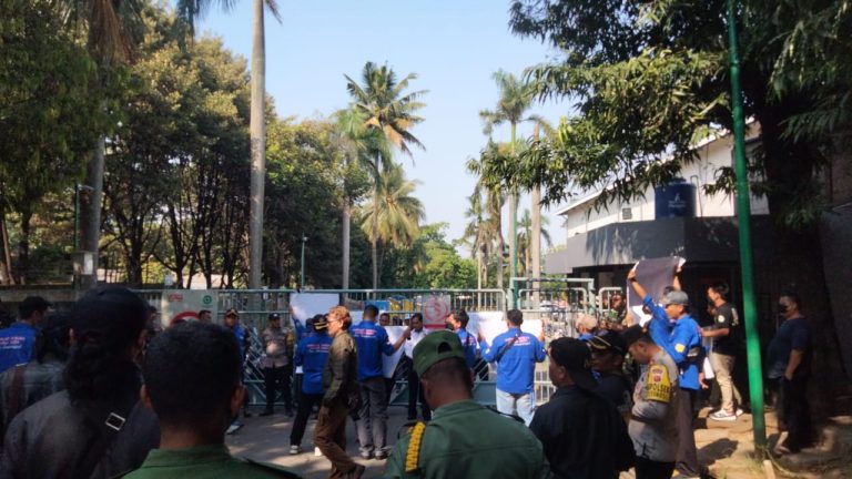 PT Vinilon Dituntut Realisasikan CSR