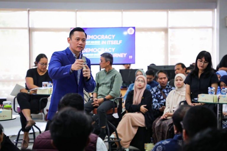 Anies-AHY Rangkul Zilenial, Selebgram dan Tiktoker