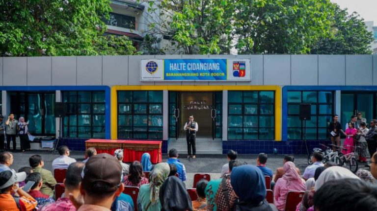 Bus Tanpa Ngetem, Langsung Terkoneksi LRT