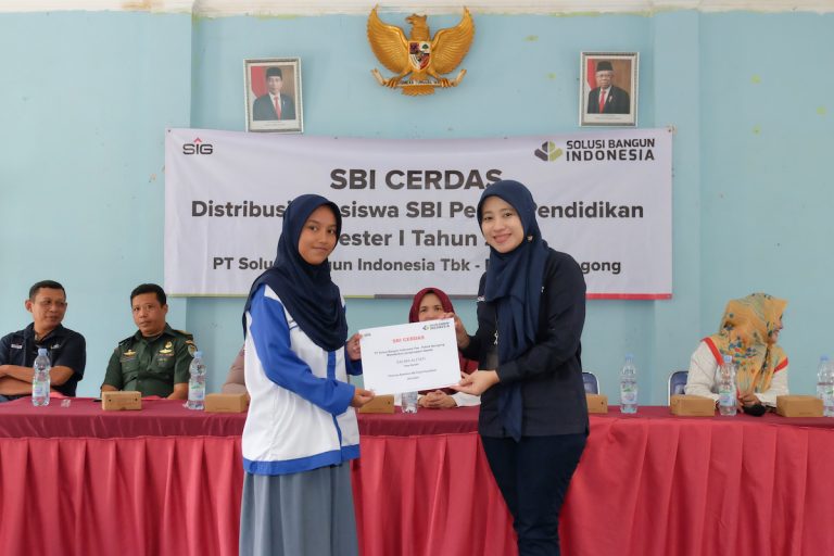 Wujudkan Pendidikan Inklusif, SBI Pabrik Narogong Berikan 463 Beasiswa