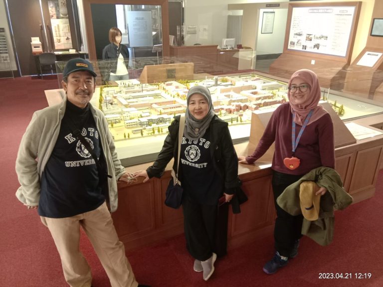 Seputar Karya Inovasi Annisa Hasanah: Ecofunopoly