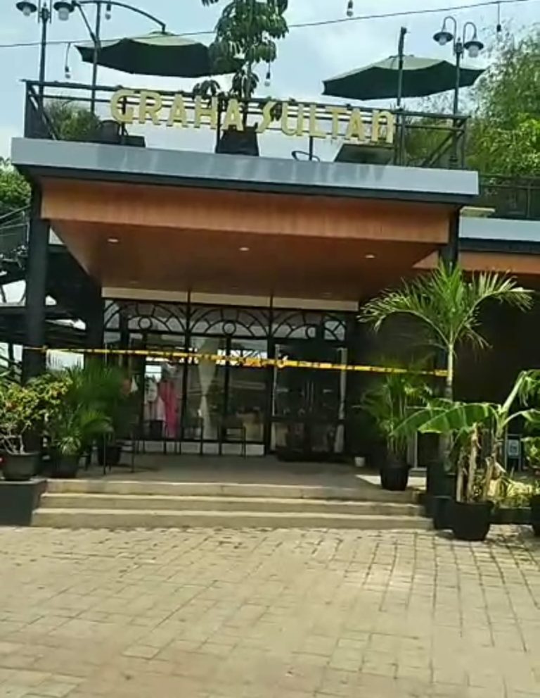 Satpol PP Tindak Restoran Wulansari Karena Belum Berizin