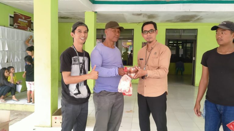 Cegah Stunting, Ratusan KRS di Desa Cigudeg Terima Bantuan Pangan