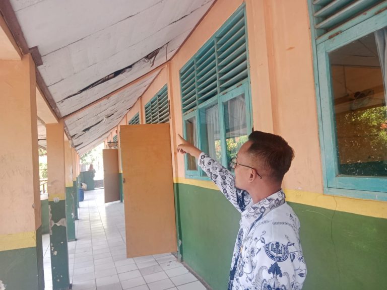 Kurang Parah, Pengajuan Rehabilitasi Ruang Kelas SDN 06 Wanaherang Ditolak Disdik Kabupaten Bogor