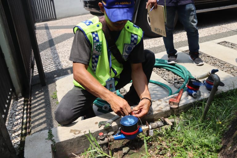 Hemat Air! Lestari Lingkungan, Irit tagihan