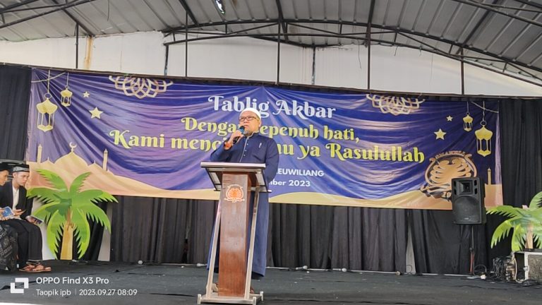 Peringati Maulid Nabi dan Hari Batik, Smanel Perkuat Pendidikan Akhlak dan Cinta NKRI