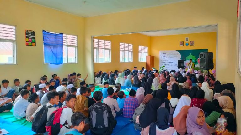 Maulid Nabi, Siswa-siswi SMPN 3 Cibungbulang Diajak Teladani Rasulullah