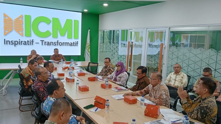 Kepeloporan ICMI untuk Kembali ke UUD 1945 Asli: Perbuatan Cerdas