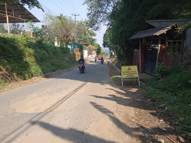 Proyek Dibiarkan Terbengkalai, Warga Pertanyakan PT Beta Lestari Prima