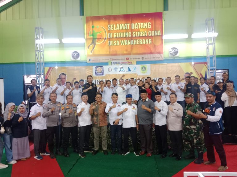 Santuni Anak Yatim Jadi Momen Perayaan Milad ke-2 Karang Taruna Sadewa
