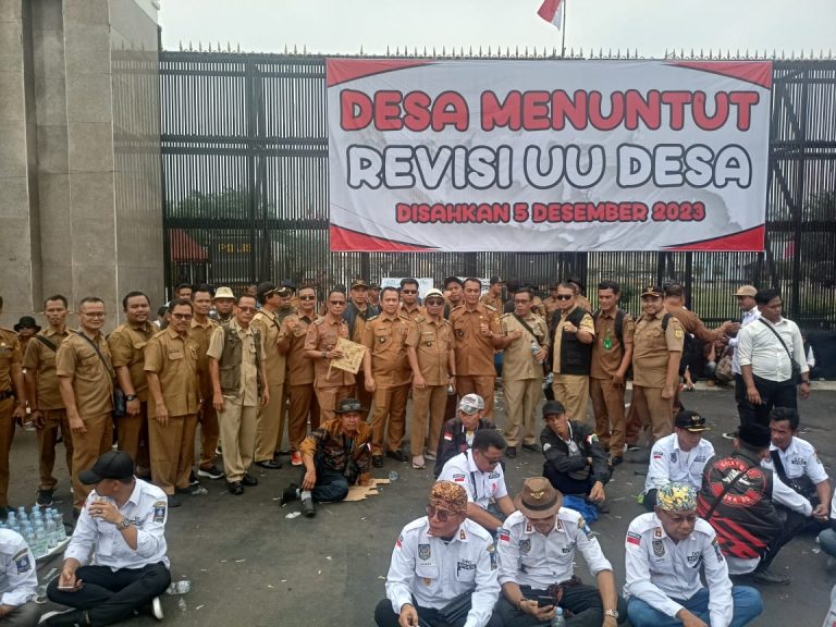 Bentuk Dukungan, Rombongan Kepala Desa se – Gunung Putri Bertandang ke DPR RI