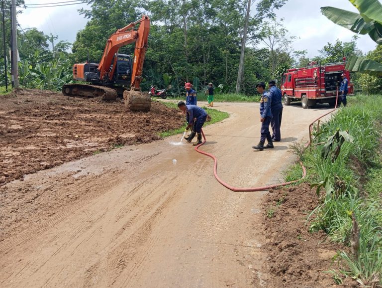 Proyek BBWS Abaikan Keselamatan Pengendara Motor