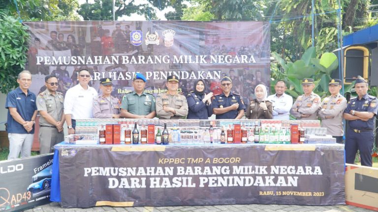 Nathabumi Bantu Bea Cukai Bogor Musnahkan Barang yang jadi Milik Negara Hasil Penindakan
