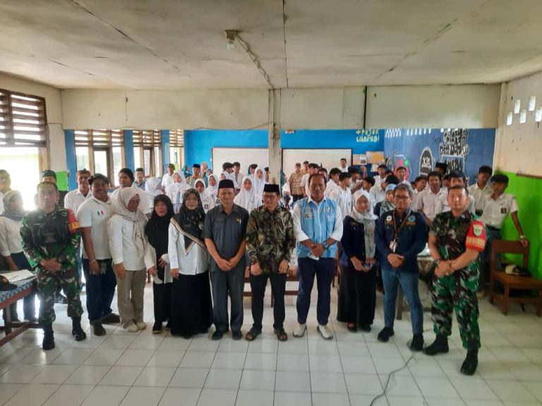 Desa Purwasari Deklarasikan Perang Melawan Narkoba