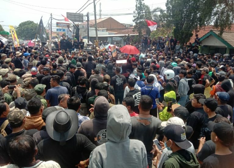 Ketua Fraksi Demokrat DPRD Jabar Sampaikan Langsung Keluhan Warga Parungpanjang ke Pj Gubernur