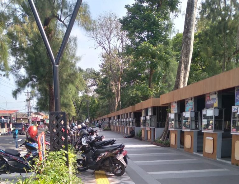 Sairan Akan Survei Shelter PKL Manahan