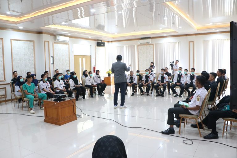 RSUD Leuwiliang Hadirkan Motivator Zae Hanan Agar Bisa Berikan Pelayanan Terbaik Kepada Pasien