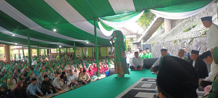 Elly Rachmat Yasin Terus Lakukan Edukasi Tata Cara Pencoblosan Saat Pileg 2024