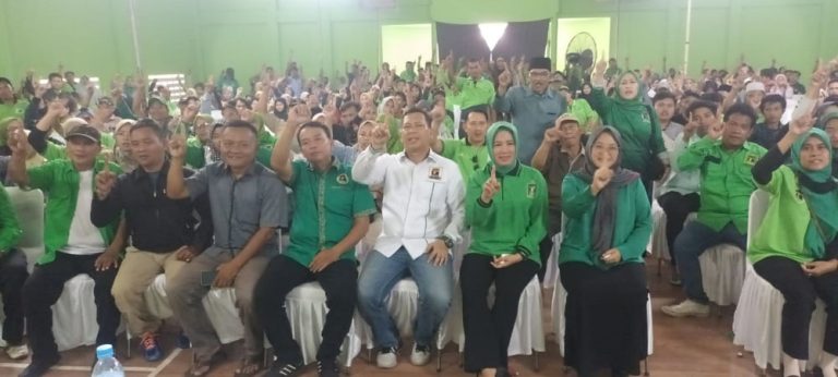 Ratusan Relawan Sujud’ S Jonggol Bacakan Ikrar Untuk Kemenangan PPP di Kabupaten Bogor Pada Pileg 2024