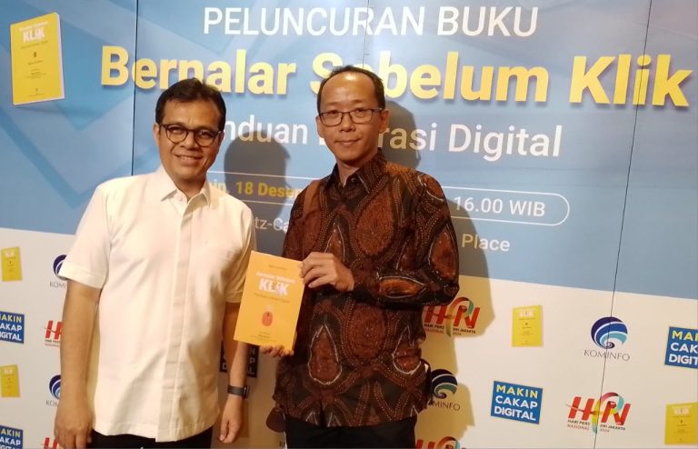 Road to HPN 2024, Wamenkominfo Nezar Patria Meluncurkan Buku Bernalar Sebelum Klik