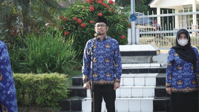 Peringati Hari Ibu, Puisi dan Do’a Untuk Ibu Warnai Apel Pagi Lingkup BBPMKP