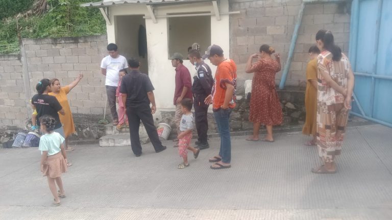 Warga Nambo Demo Bau dari PT Fresh